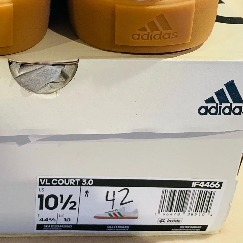 Adidas VL Court 3.0 White Sneakers with Green and Red Accents 10.5M - Picture 9 of 9